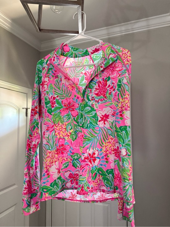 Lilly Pulitzer Tops - Lilly Pulitzer Pink & Green Tropical Half-Zip Hoodie